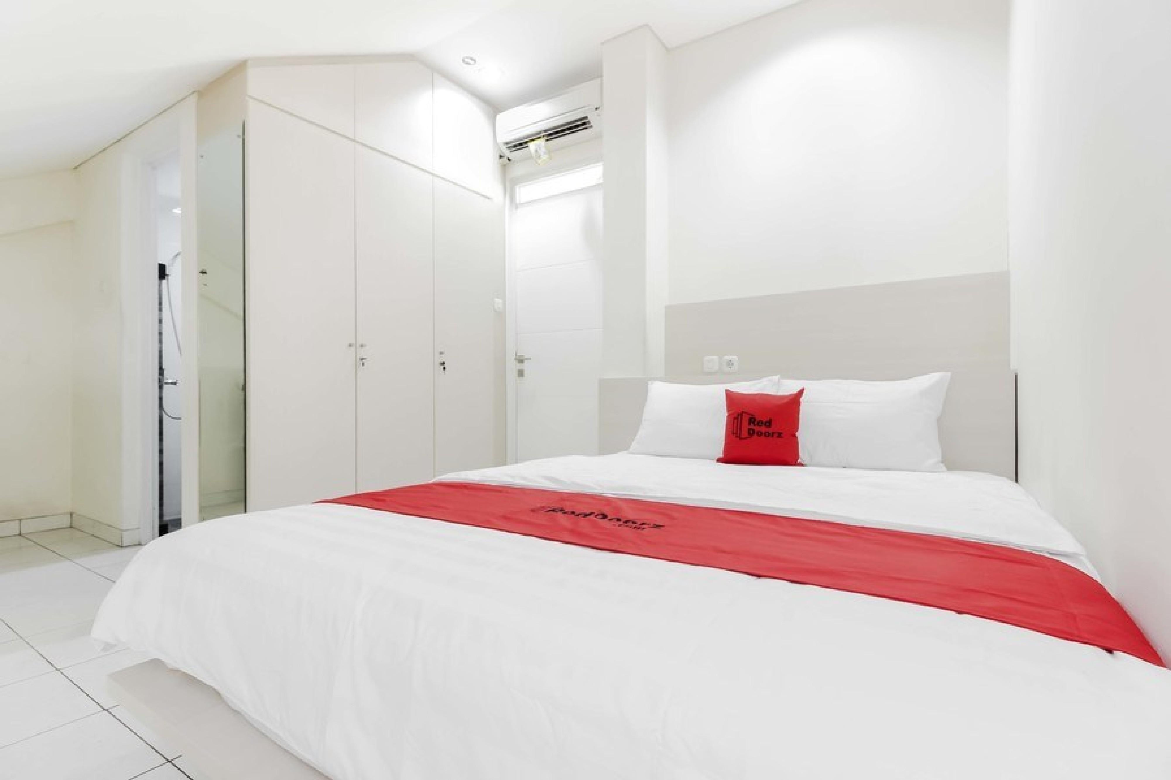 Reddoorz Near Pancoran Hotel Jacarta Exterior foto